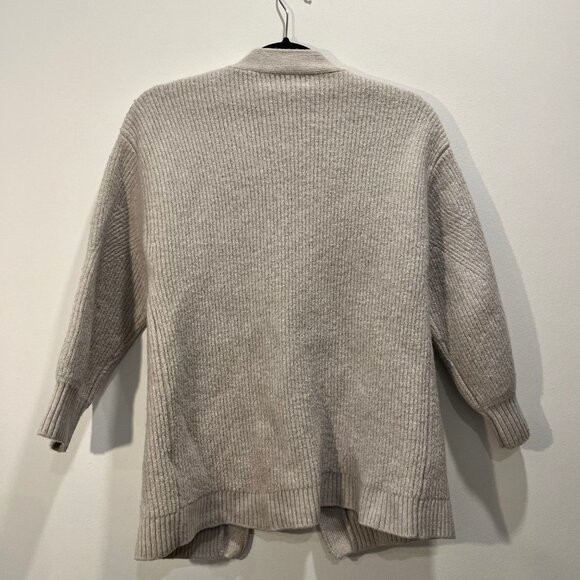 Aritzia Wilfred Free 100% Merino Wool Oatmeal Plunge Rib Knit Slim Fit Cardigan - Picture 8 of 9